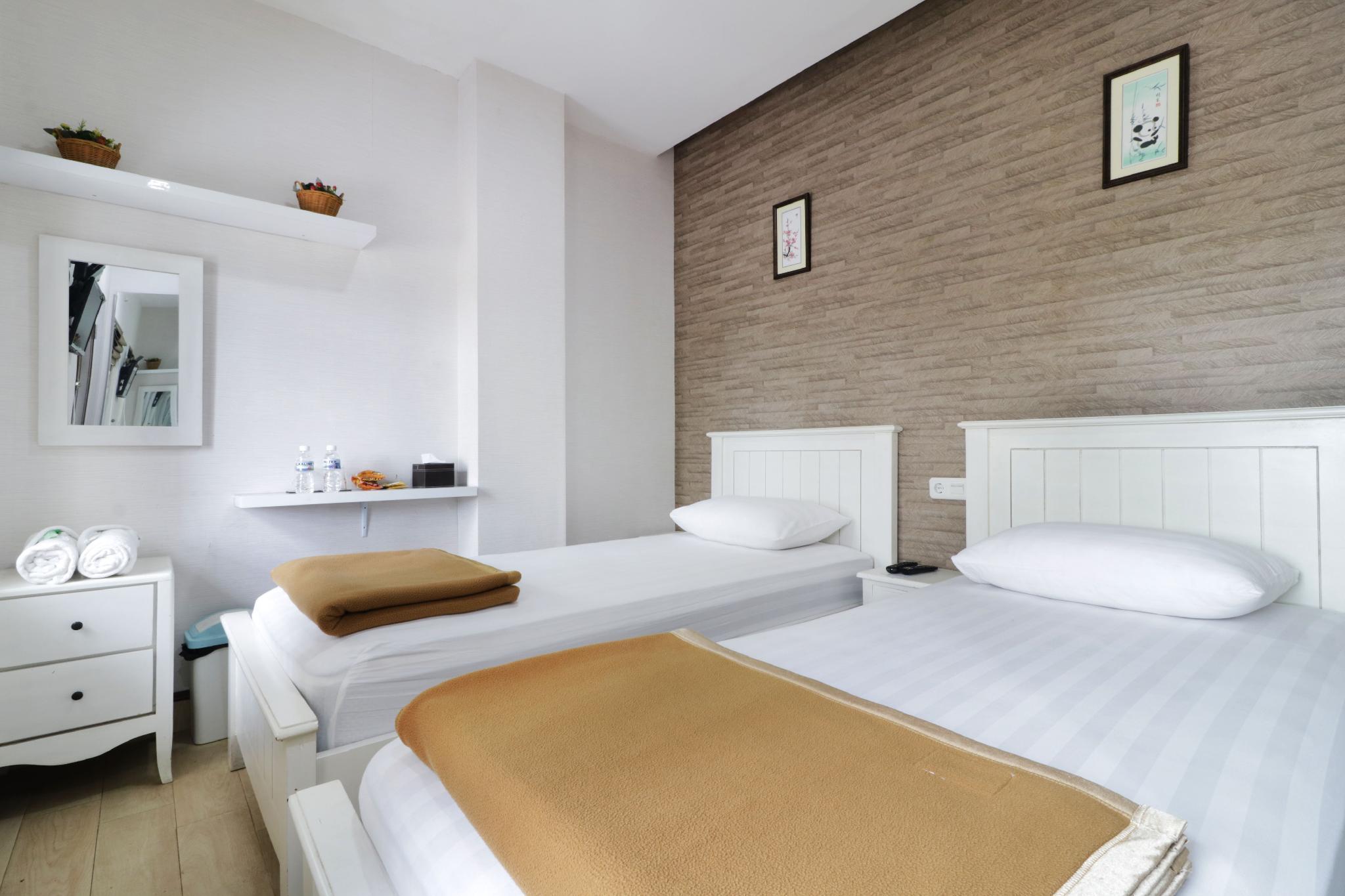 Jayagiri Guesthouse By Belgareti Lembang Exteriör bild